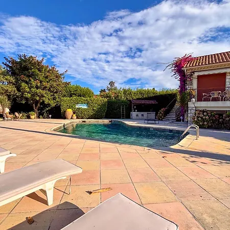 Azure 14 Guests - Heart Of Cap D'antibes *
