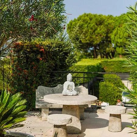 Azure 14 Guests - Heart Of Cap D'antibes Antibes